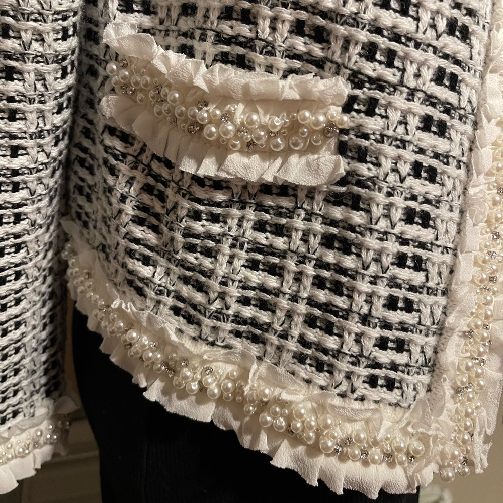 So chic ❤️ - Picture 5 of 10